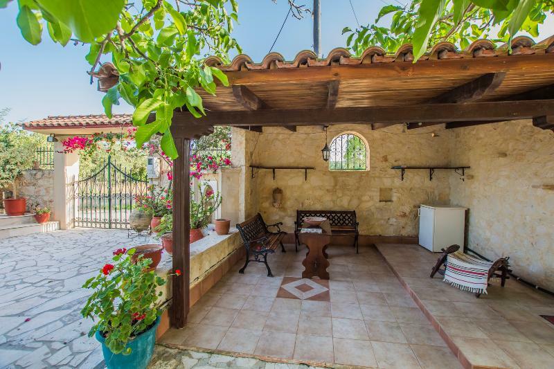 Porto Giardino Apartments Кипсели Экстерьер фото